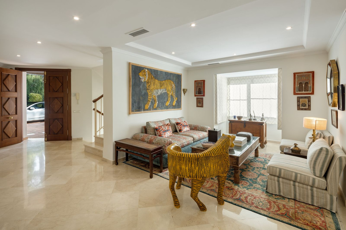 Se vende Villa - Chalet de 4 dormitorios en Costa Del Sol, Málaga, España