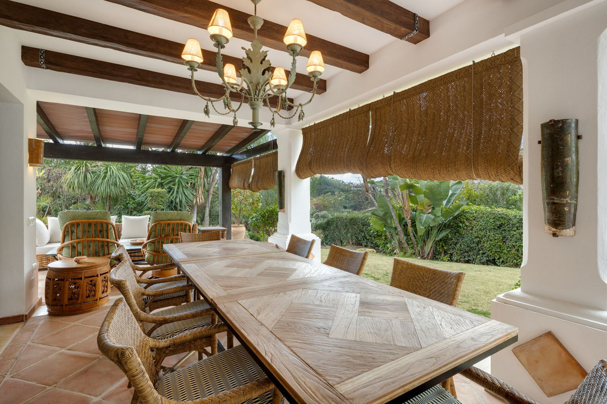 Se vende Villa - Chalet de 4 dormitorios en Costa Del Sol, Málaga, España