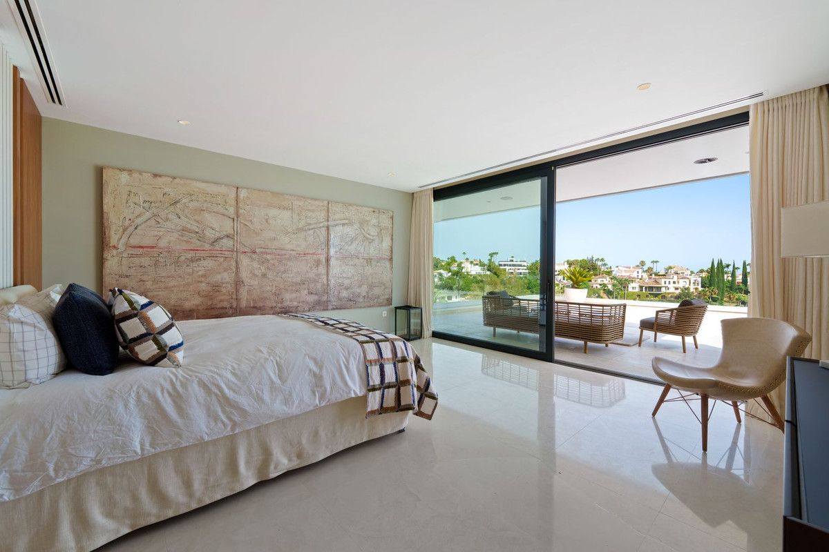Se vende Villa - Chalet de 5 dormitorios en Costa Del Sol, Málaga, España