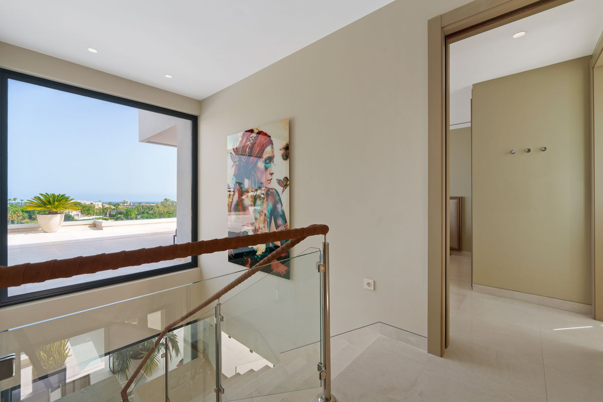 Se vende Villa - Chalet de 5 dormitorios en Costa Del Sol, Málaga, España