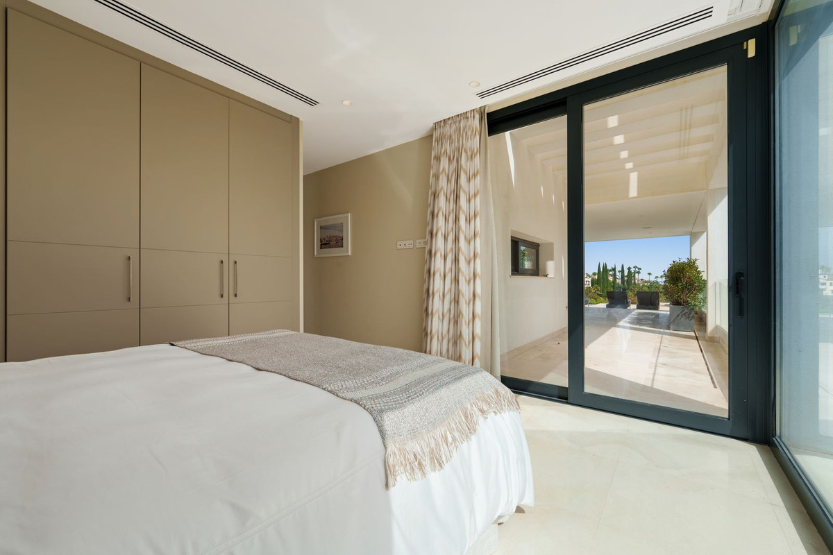 Se vende Villa - Chalet de 5 dormitorios en Costa Del Sol, Málaga, España