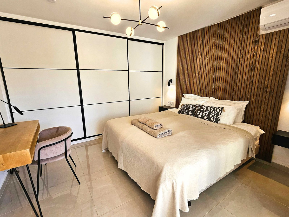 1 Bed Apartment for sale in Benalmadena Costa Costa Del Sol, Málaga, Spain