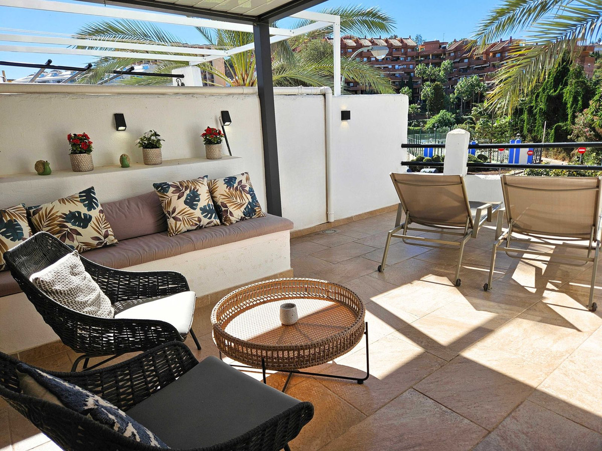 1 Bed Apartment for sale in Benalmadena Costa Costa Del Sol, Málaga, Spain