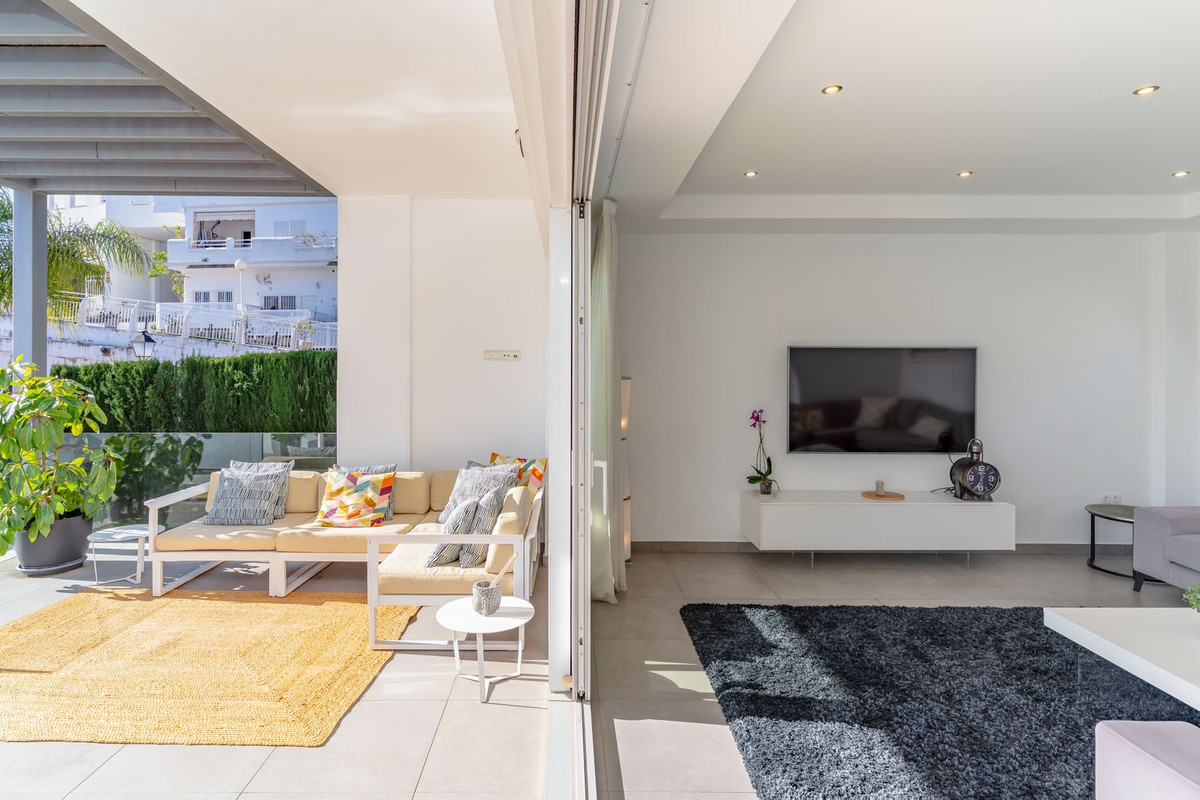 5 Bed Townhouse for sale in Fuengirola Costa Del Sol, Málaga, Spain