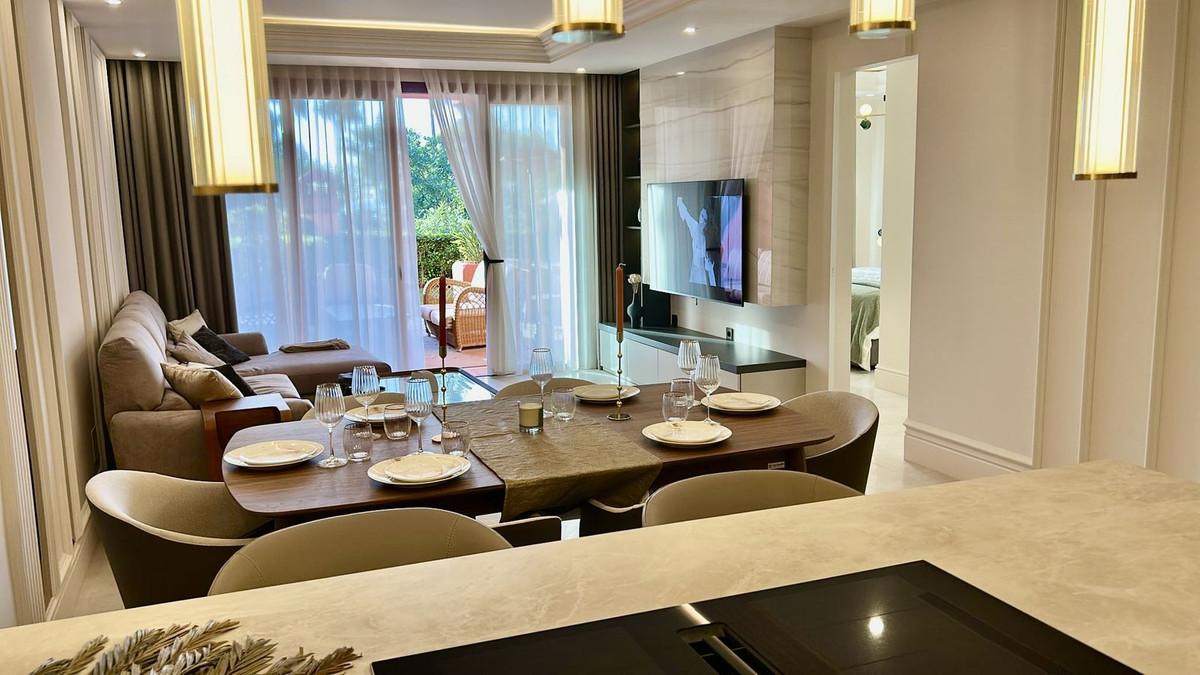 3 Bed Apartment for sale in New Golden Mile Costa Del Sol, Málaga, Spain
