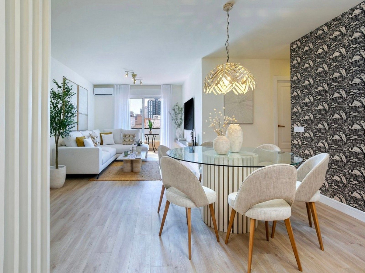 2 Bed Apartment for sale in Fuengirola Costa Del Sol, Málaga, Spain
