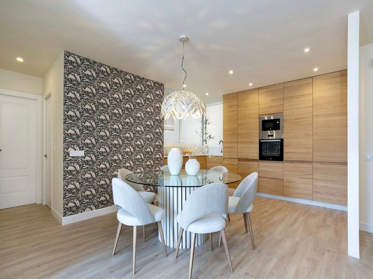 2 Bed Apartment for sale in Fuengirola Costa Del Sol, Málaga, Spain