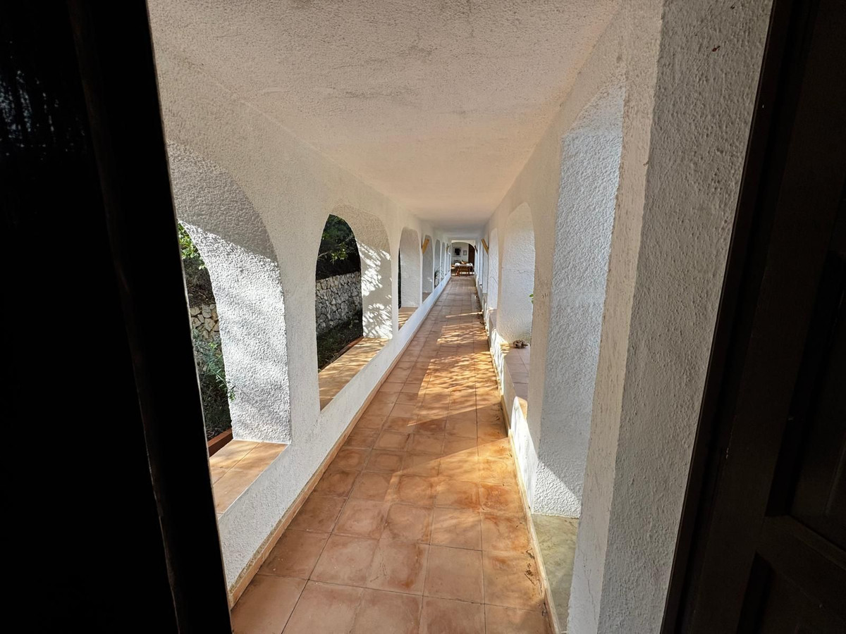 4 Bed Townhouse for sale in Calpe Costa Blanca, Alicante, Spain