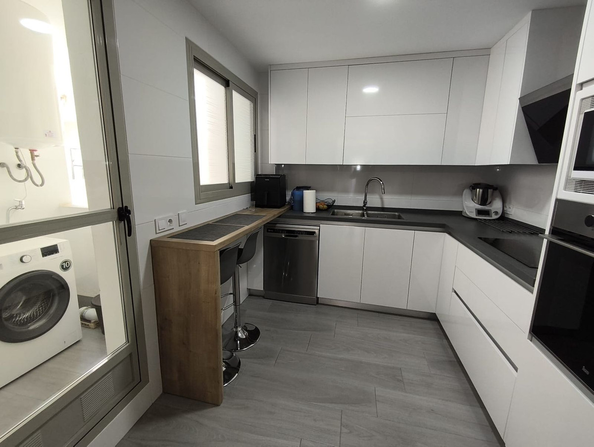 3 Bed Apartment for sale in Torremolinos Costa Del Sol, Málaga, Spain