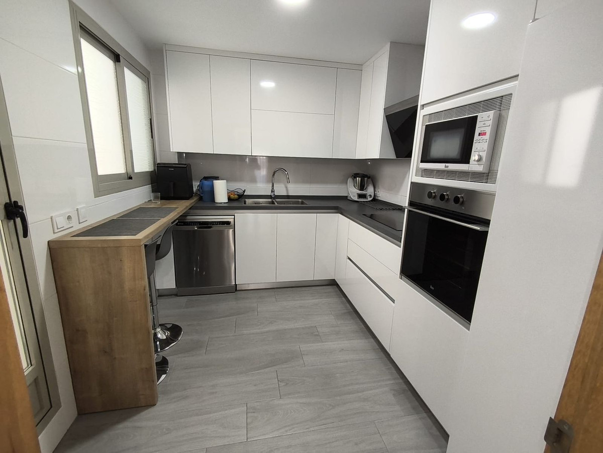3 Bed Apartment for sale in Torremolinos Costa Del Sol, Málaga, Spain