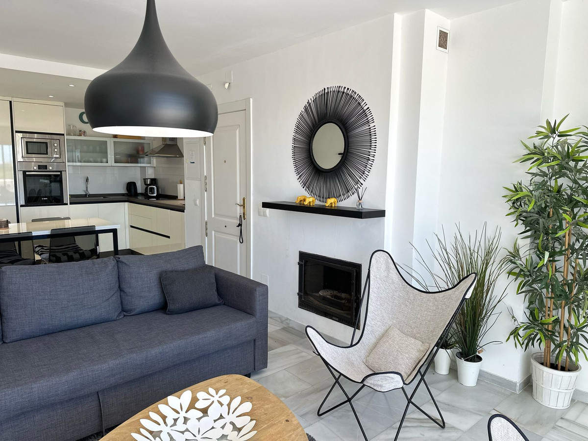 Se vende Apartamento Planta Baja de 4 dormitorios en Costa Del Sol, Málaga, España
