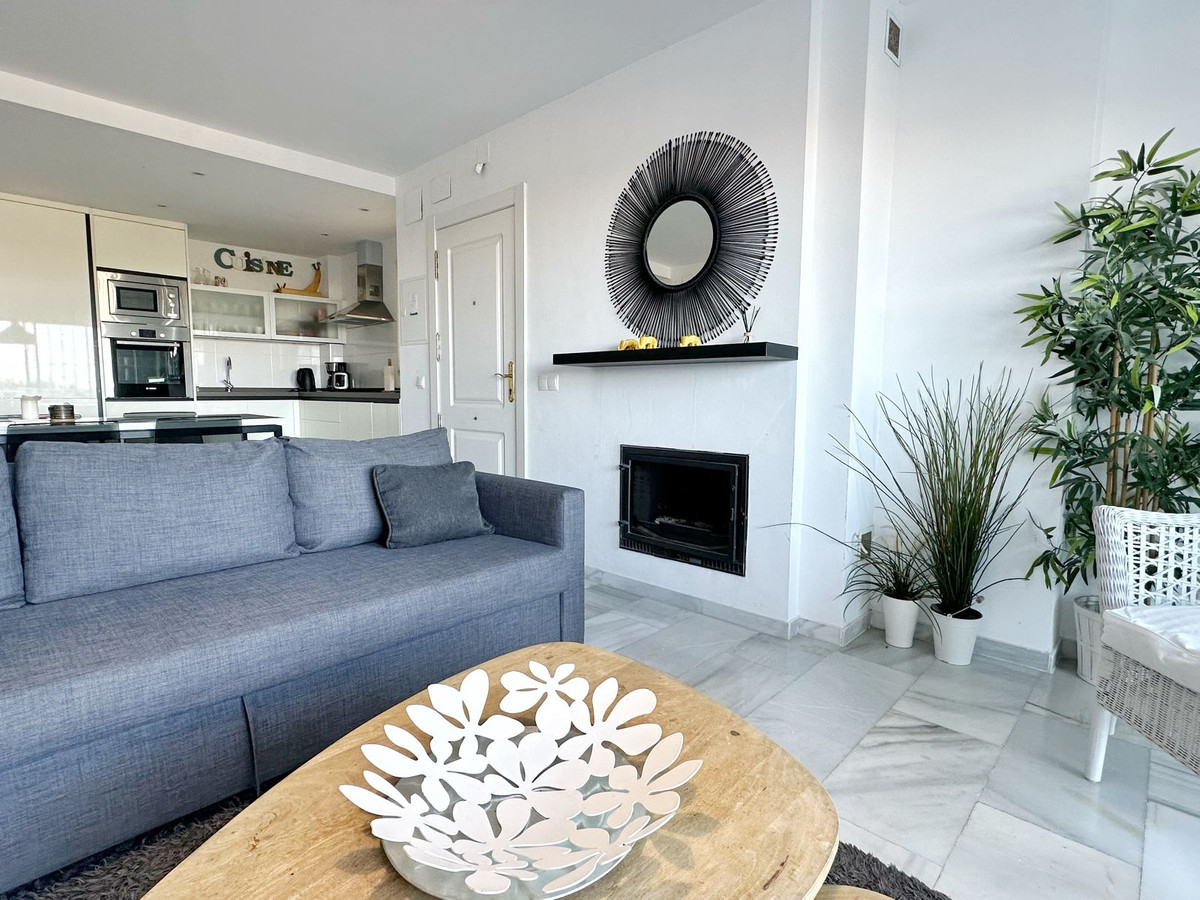 Se vende Apartamento Planta Baja de 4 dormitorios en Costa Del Sol, Málaga, España