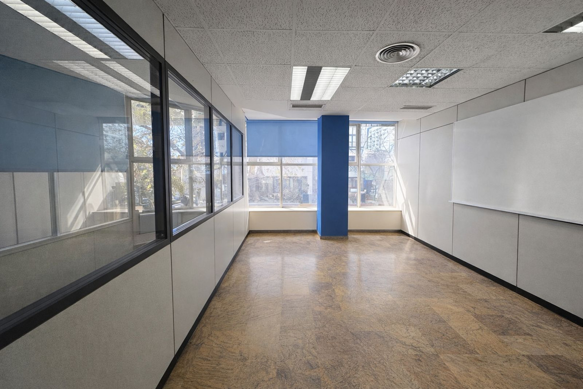 Se vende Local comercial  en Costa Del Sol, Málaga, España