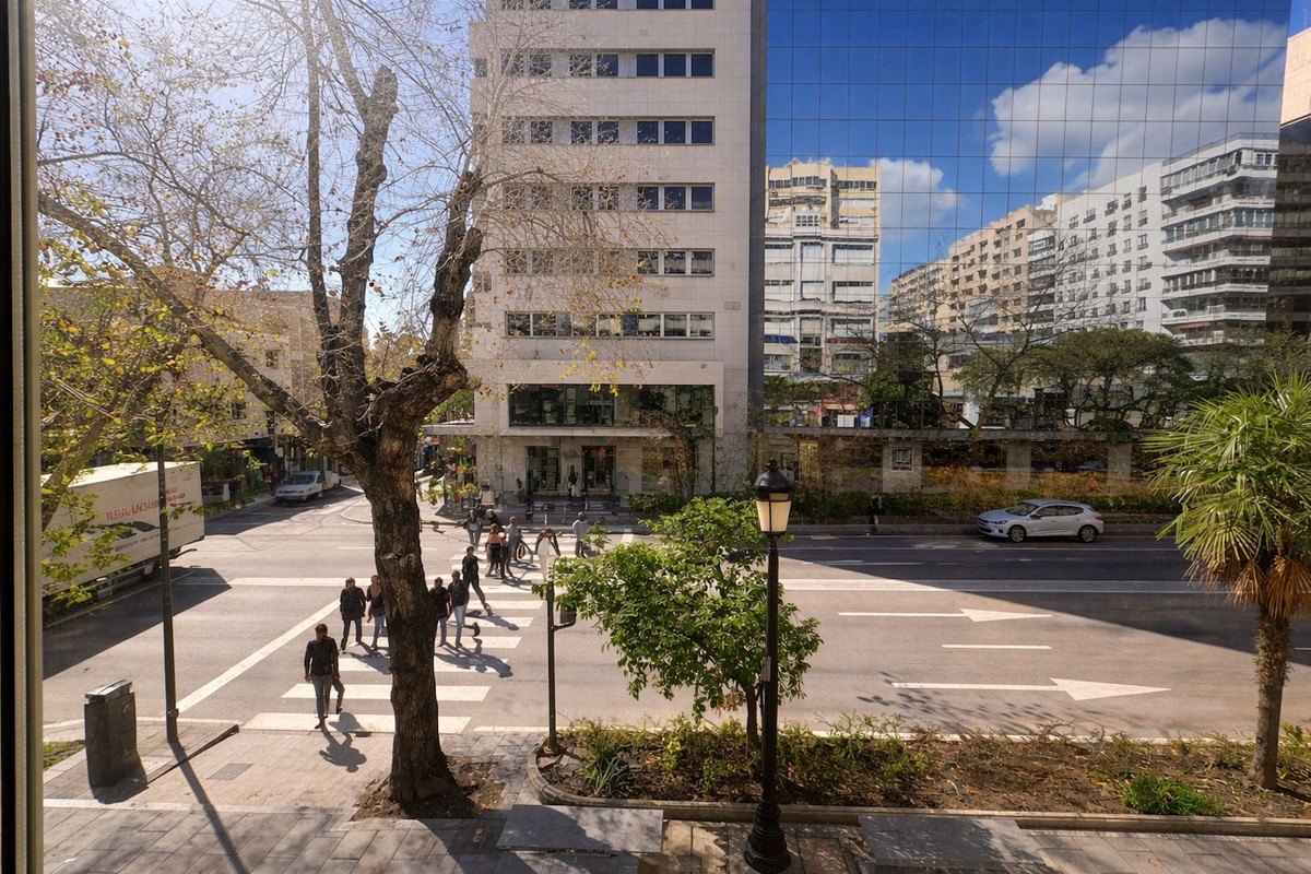 Se vende Local comercial  en Costa Del Sol, Málaga, España