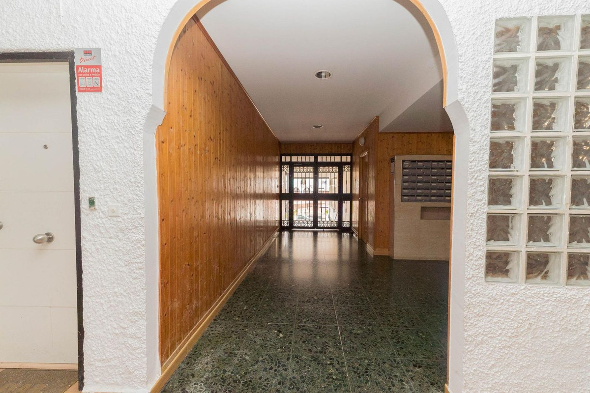2 Bed Apartment for sale in Benalmadena Costa Del Sol, Málaga, Spain
