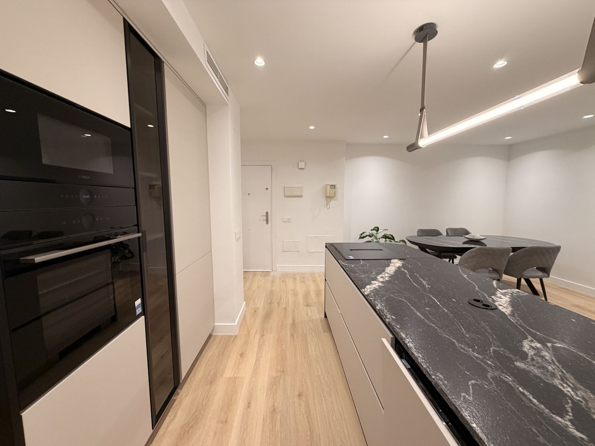 3 Bed Apartment for sale in Nueva Andalucía Costa Del Sol, Málaga, Spain