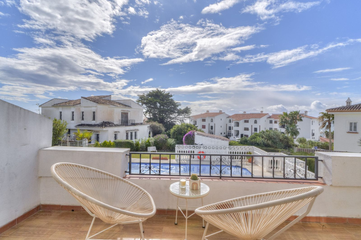 2 Bed Apartment for sale in Miraflores Costa Del Sol, Málaga, Spain