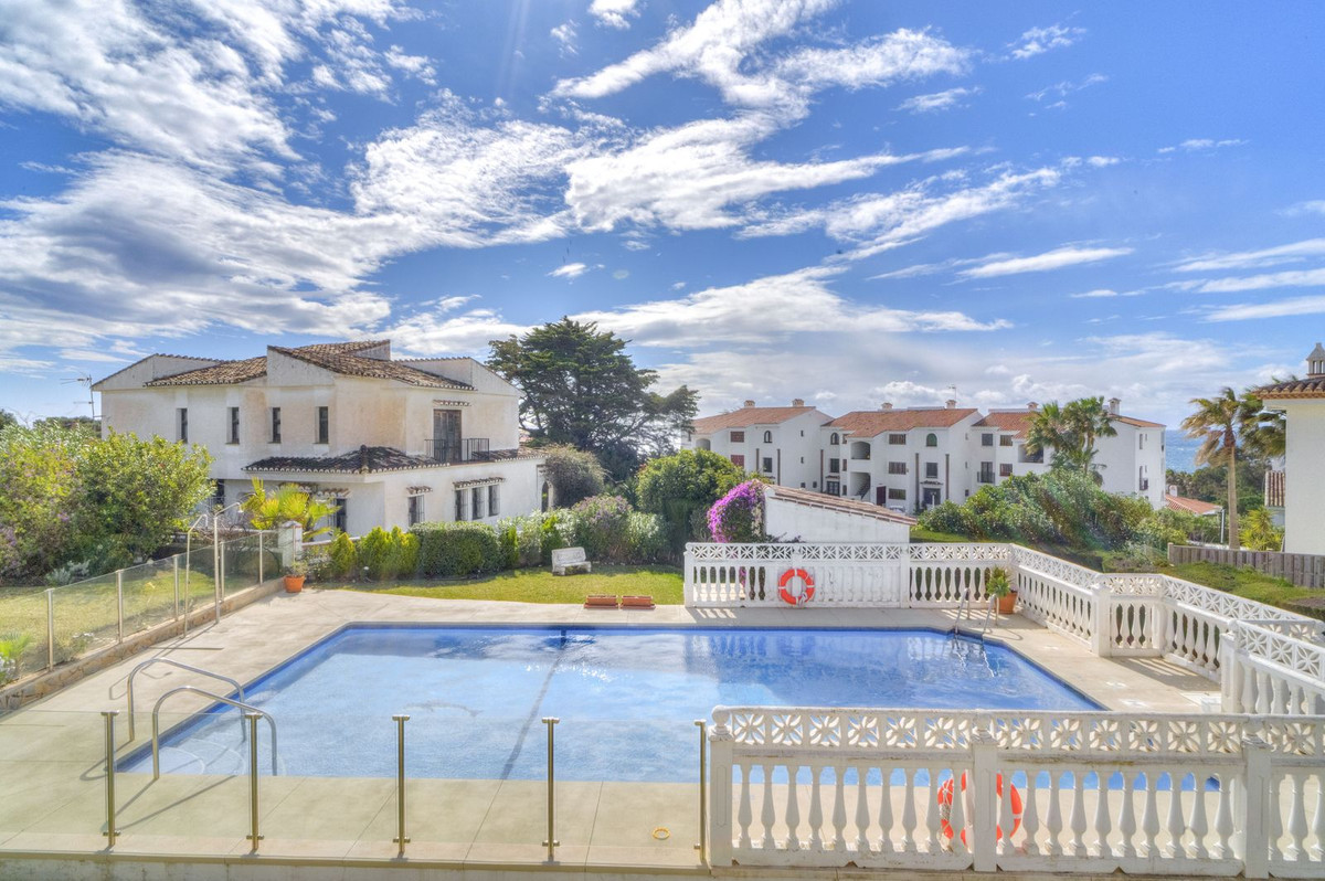 2 Bed Apartment for sale in Miraflores Costa Del Sol, Málaga, Spain