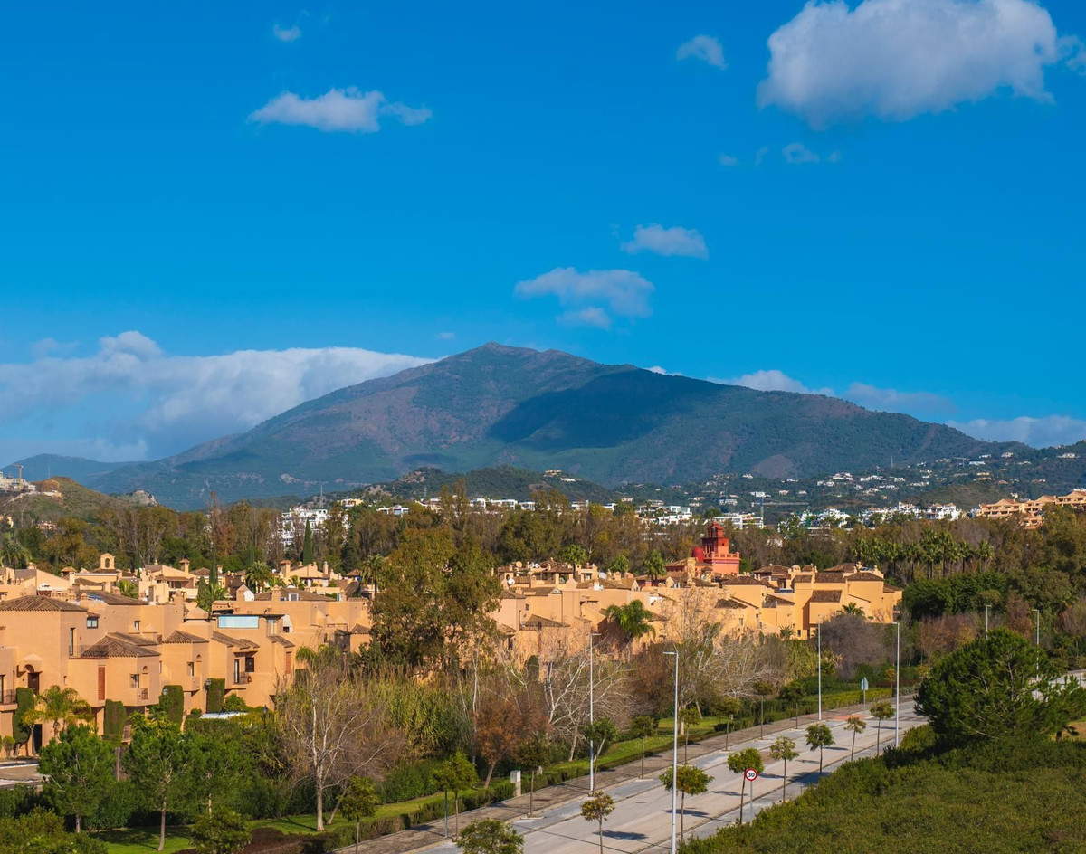 3 Bed Townhouse for sale in Atalaya Costa Del Sol, Málaga, Spain