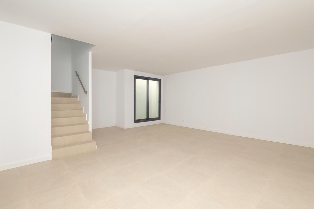 3 Bed Townhouse for sale in Atalaya Costa Del Sol, Málaga, Spain