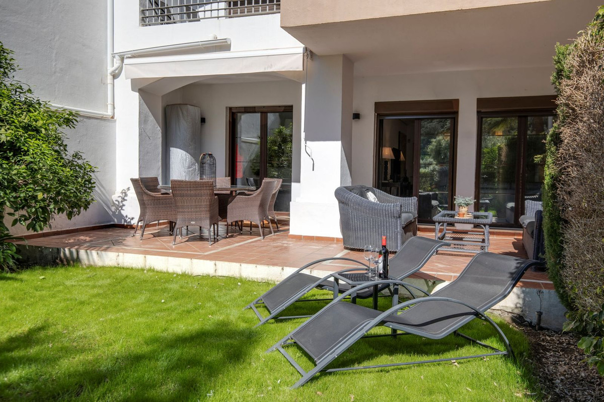 2 Bed Apartment for sale in Los Arqueros Costa Del Sol, Málaga, Spain