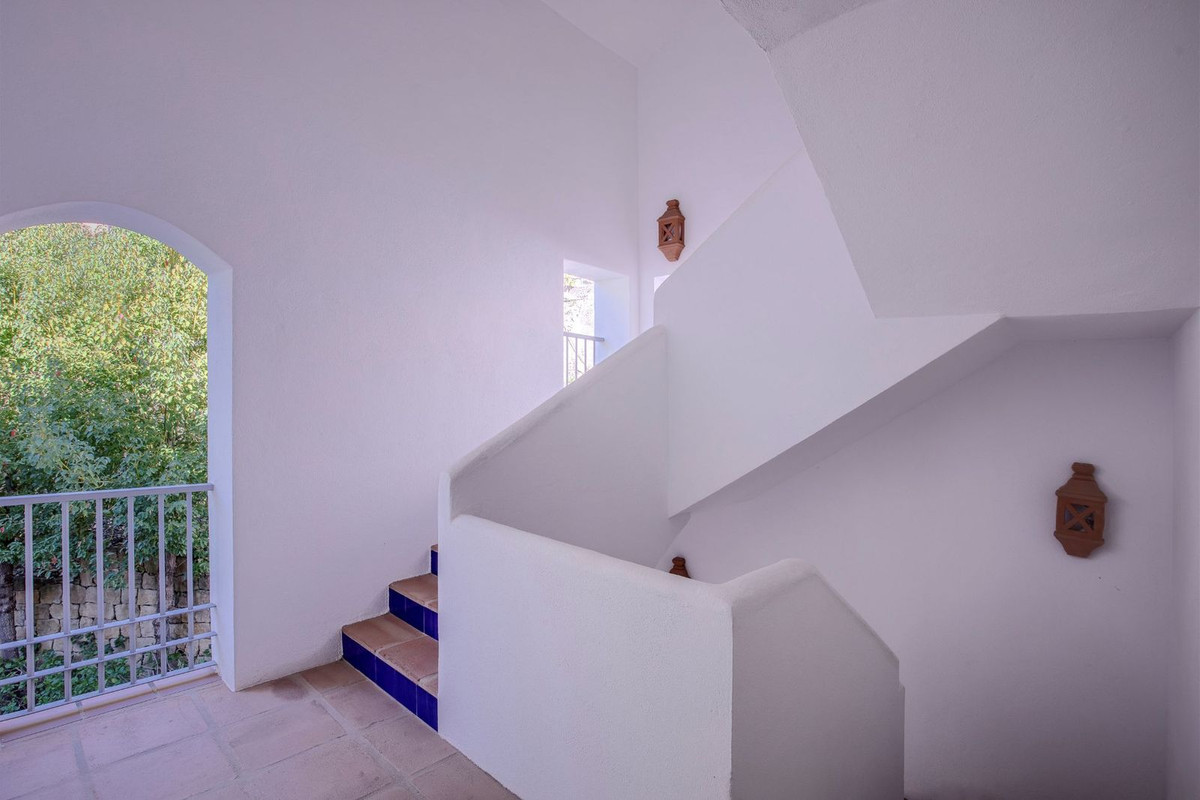 2 Bed Apartment for sale in Los Arqueros Costa Del Sol, Málaga, Spain