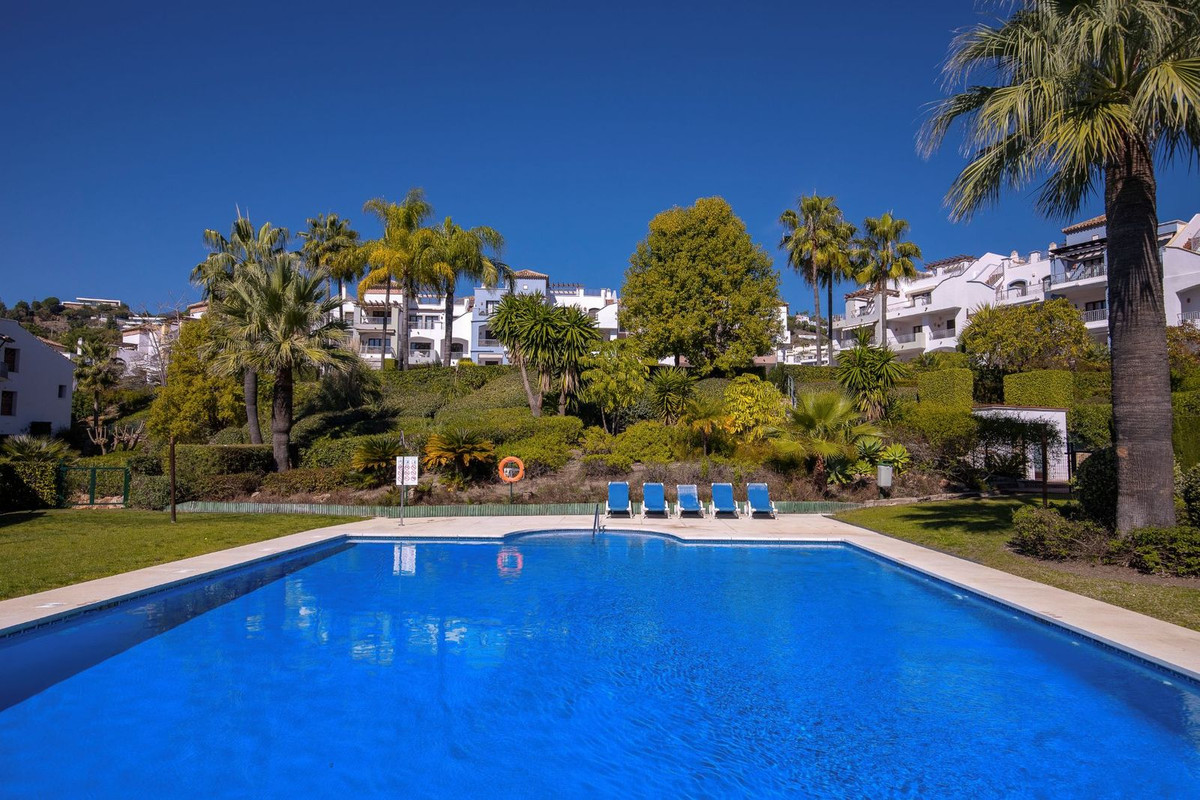2 Bed Apartment for sale in Los Arqueros Costa Del Sol, Málaga, Spain