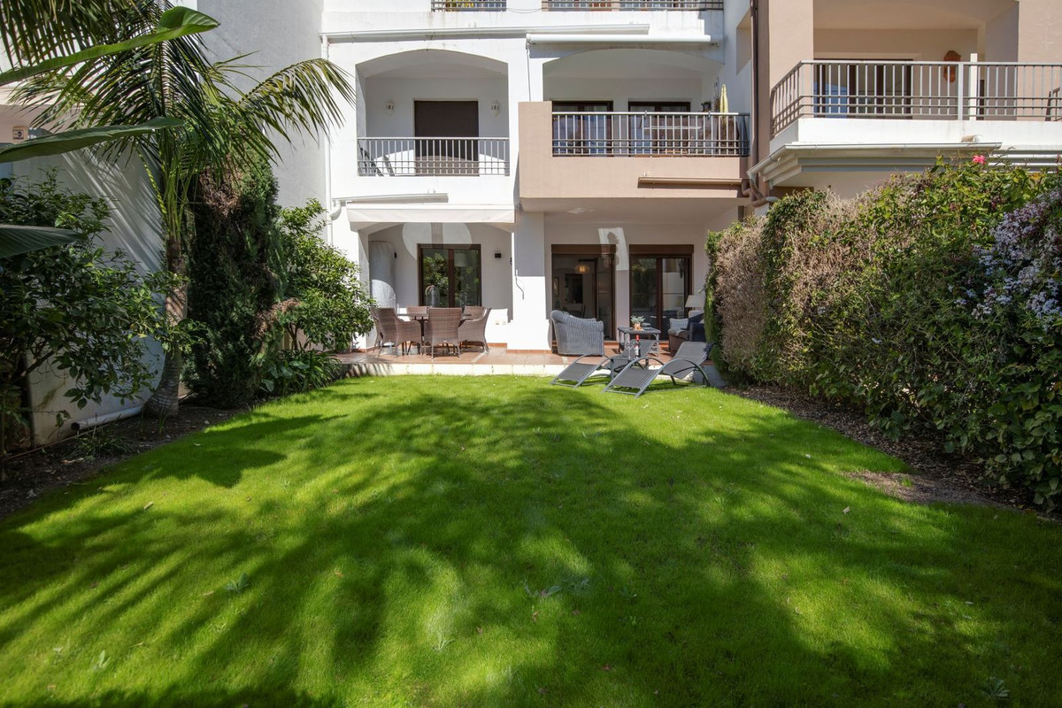 2 Bed Apartment for sale in Los Arqueros Costa Del Sol, Málaga, Spain