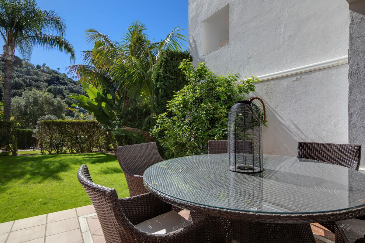 2 Bed Apartment for sale in Los Arqueros Costa Del Sol, Málaga, Spain