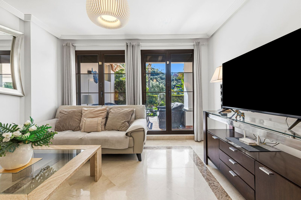 2 Bed Apartment for sale in Los Arqueros Costa Del Sol, Málaga, Spain
