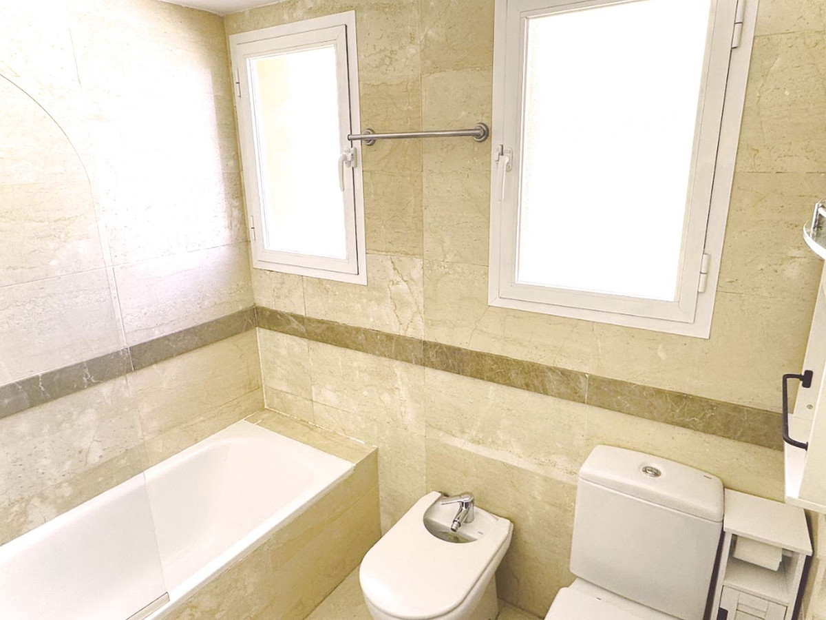 3 Bed Apartment for sale in Riviera Del Sol Costa Del Sol, Málaga, Spain