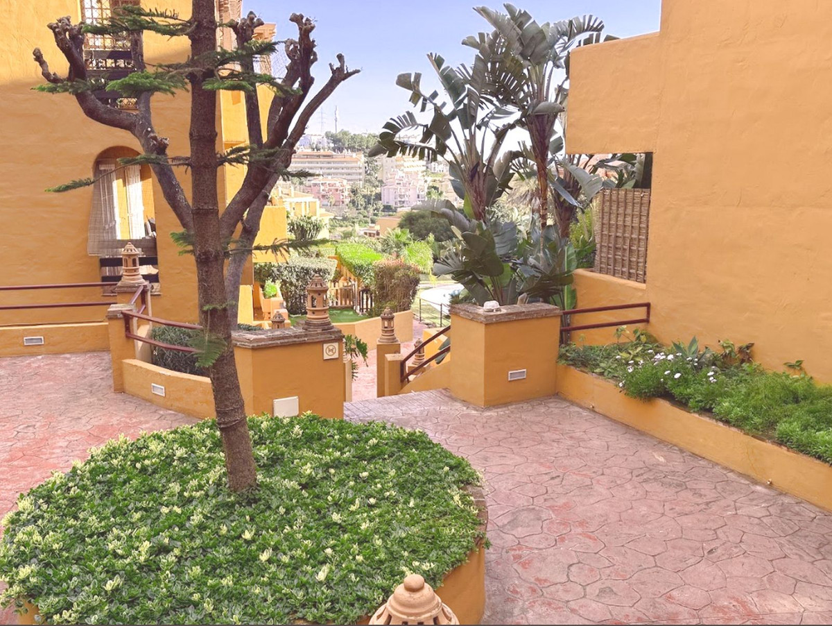 3 Bed Apartment for sale in Riviera Del Sol Costa Del Sol, Málaga, Spain