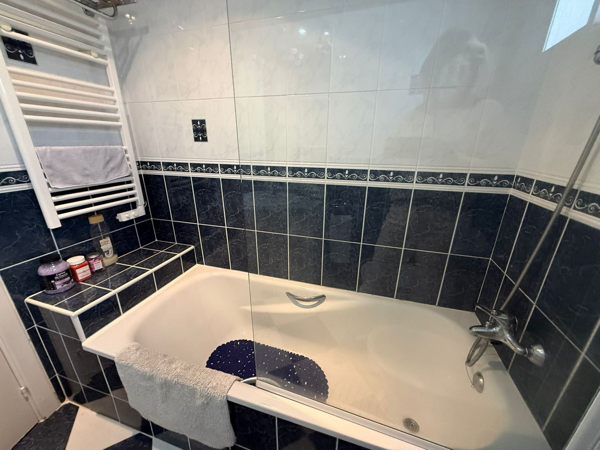 2 Bed Apartment for sale in Reserva De Marbella Costa Del Sol, Málaga, Spain