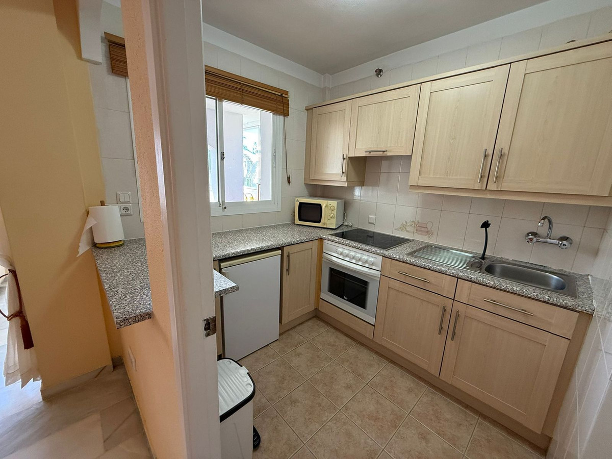 2 Bed Apartment for sale in Reserva De Marbella Costa Del Sol, Málaga, Spain