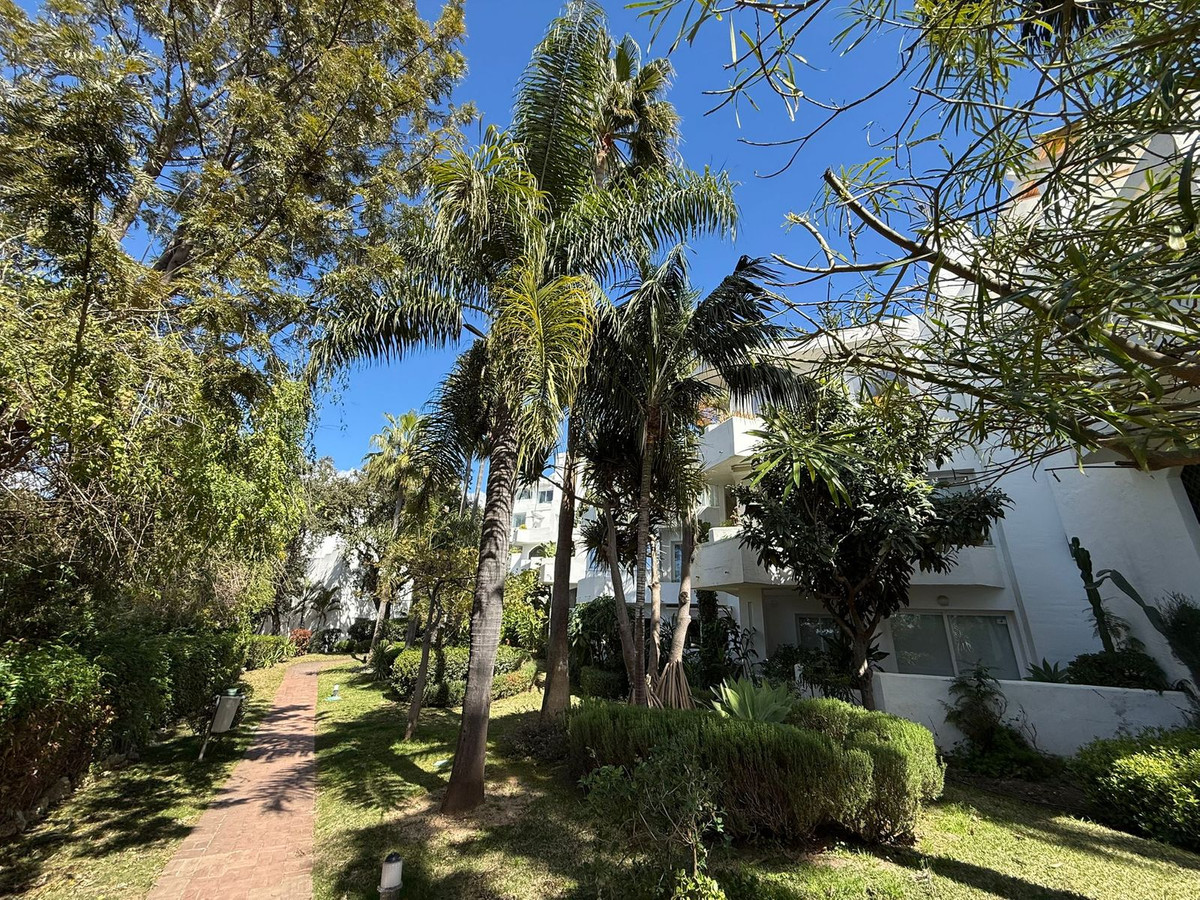 2 Bed Apartment for sale in Reserva De Marbella Costa Del Sol, Málaga, Spain