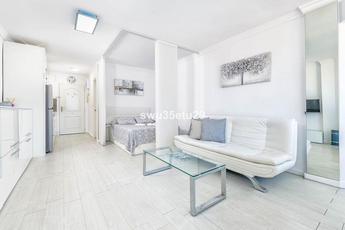 Se vende Estudio Planta Media  en Costa Del Sol, Málaga, España