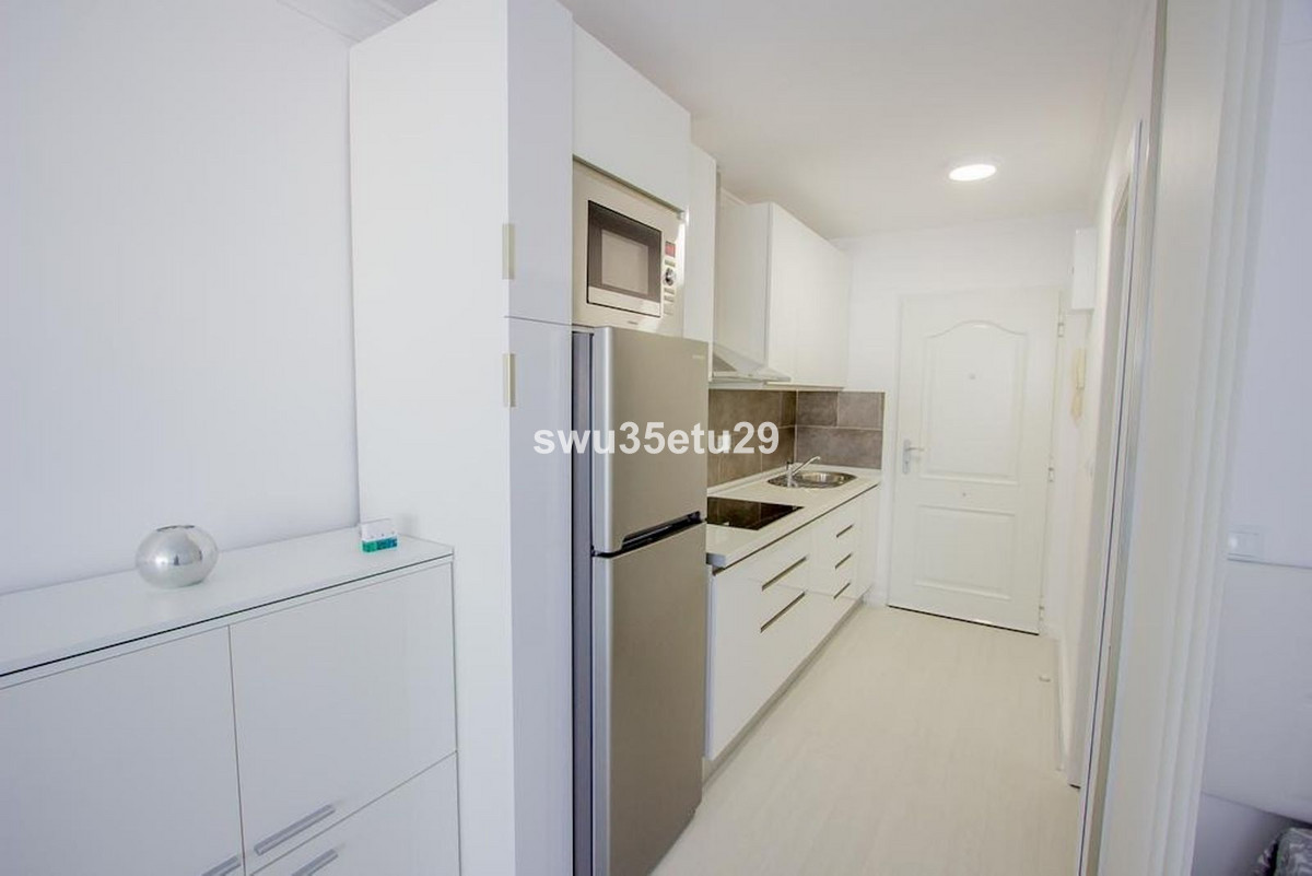 Se vende Estudio Planta Media  en Costa Del Sol, Málaga, España