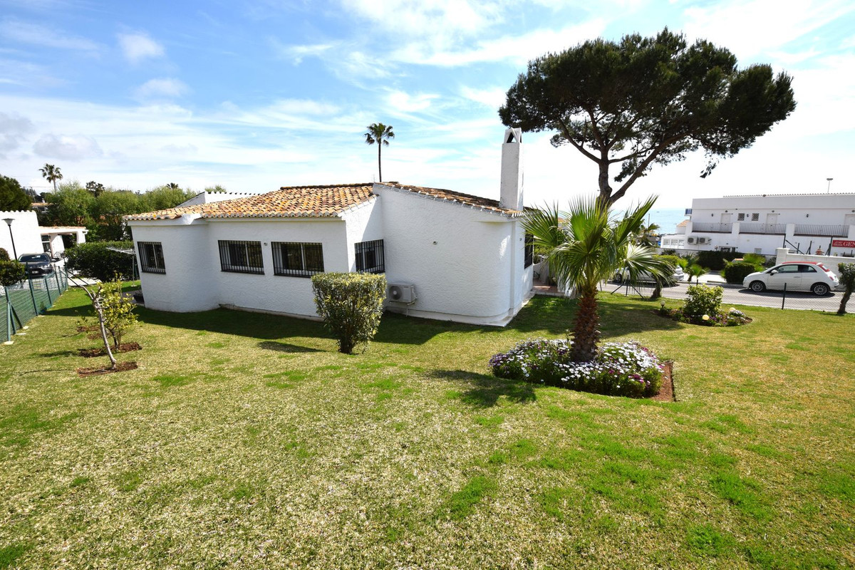 3 Bed Townhouse for sale in La Cala De Mijas Costa Del Sol, Málaga, Spain