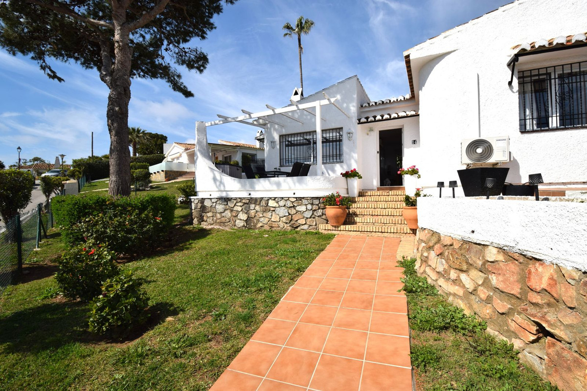 3 Bed Townhouse for sale in La Cala De Mijas Costa Del Sol, Málaga, Spain