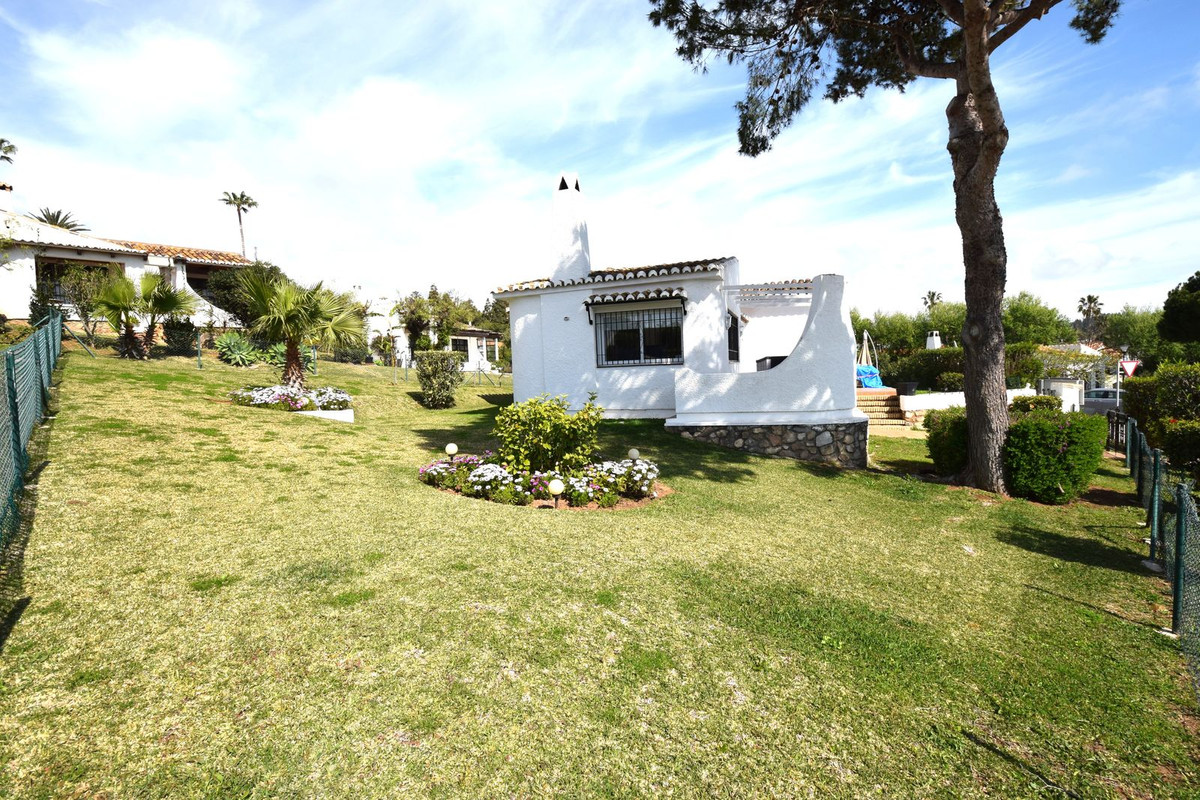 3 Bed Townhouse for sale in La Cala De Mijas Costa Del Sol, Málaga, Spain