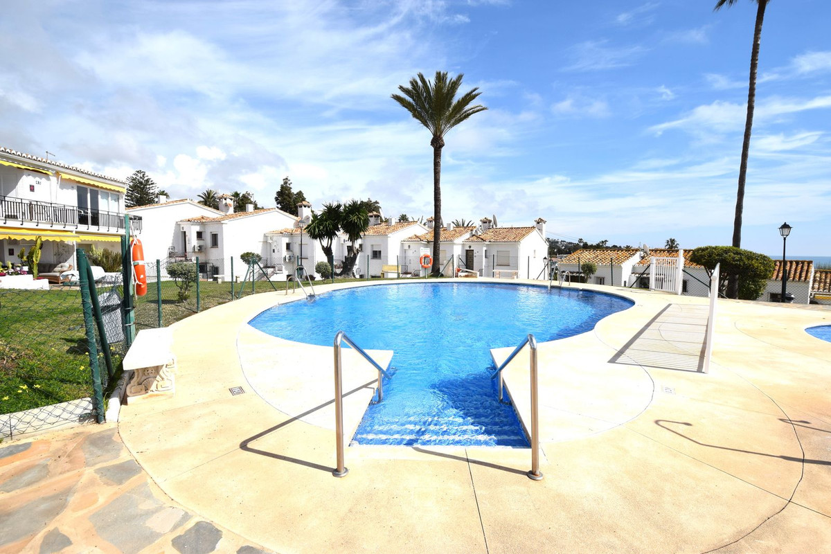 3 Bed Townhouse for sale in La Cala De Mijas Costa Del Sol, Málaga, Spain
