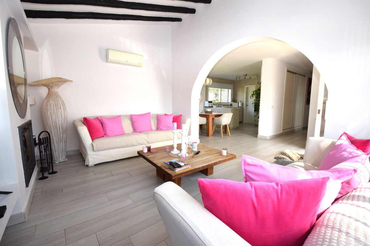 3 Bed Townhouse for sale in La Cala De Mijas Costa Del Sol, Málaga, Spain
