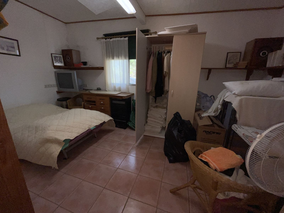 3 Bed Townhouse for sale in Estepona Costa Del Sol, Málaga, Spain