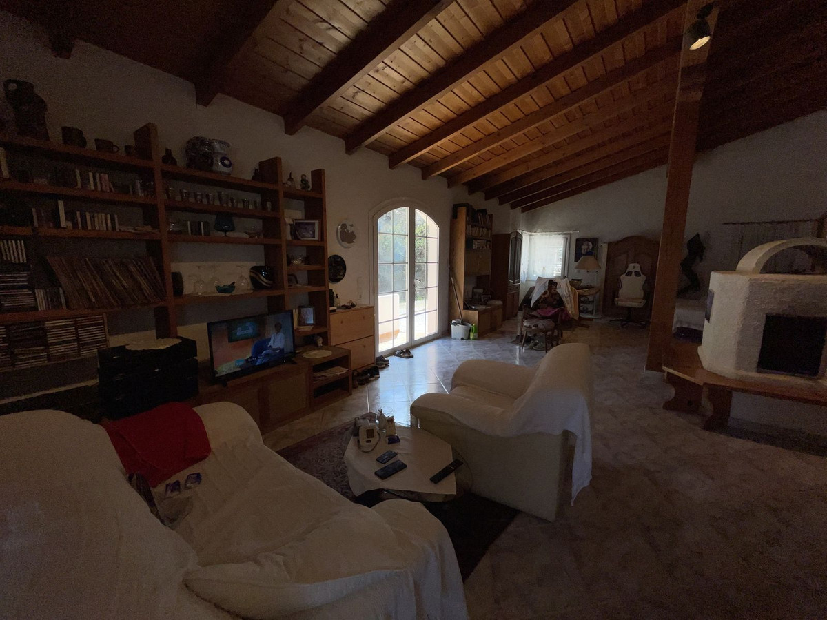 3 Bed Townhouse for sale in Estepona Costa Del Sol, Málaga, Spain