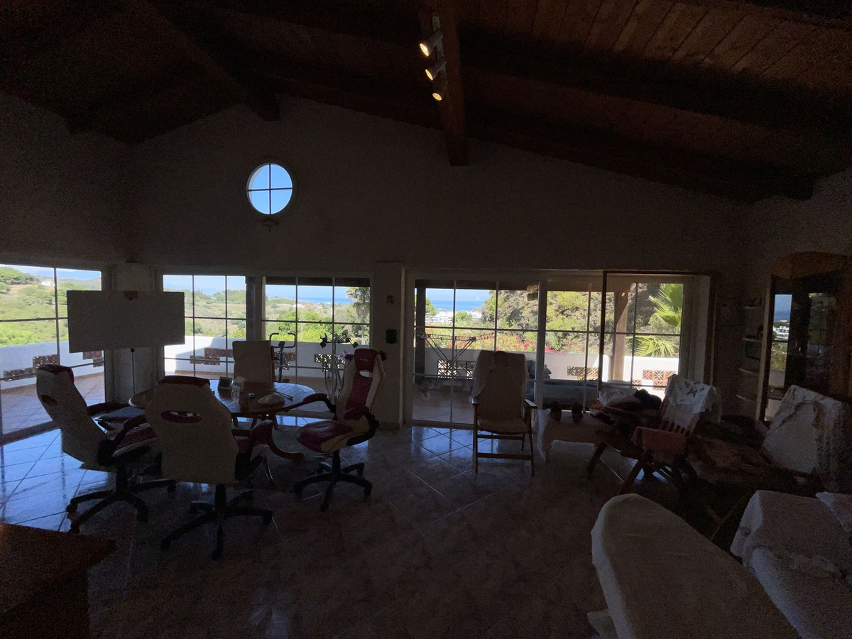 3 Bed Townhouse for sale in Estepona Costa Del Sol, Málaga, Spain