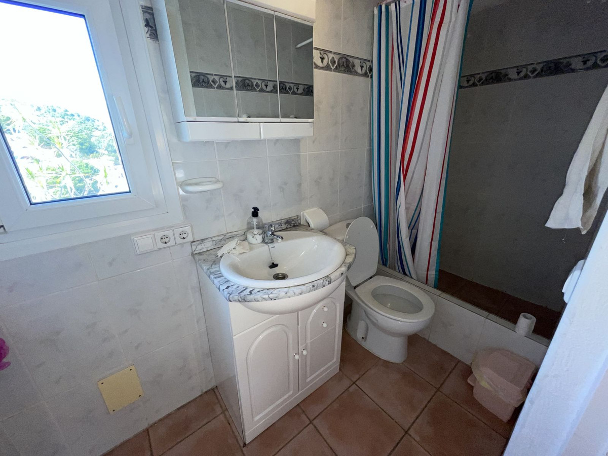3 Bed Townhouse for sale in Estepona Costa Del Sol, Málaga, Spain