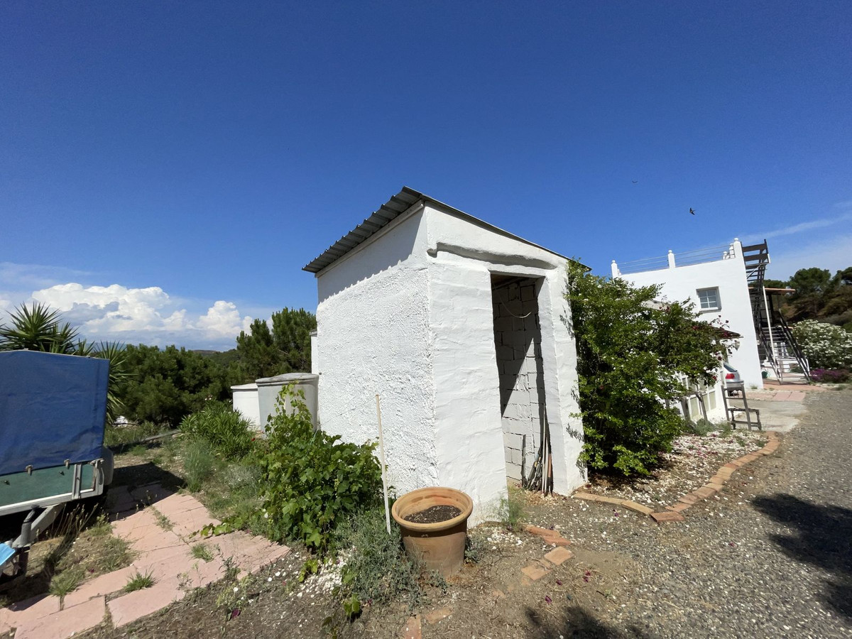 3 Bed Townhouse for sale in Estepona Costa Del Sol, Málaga, Spain