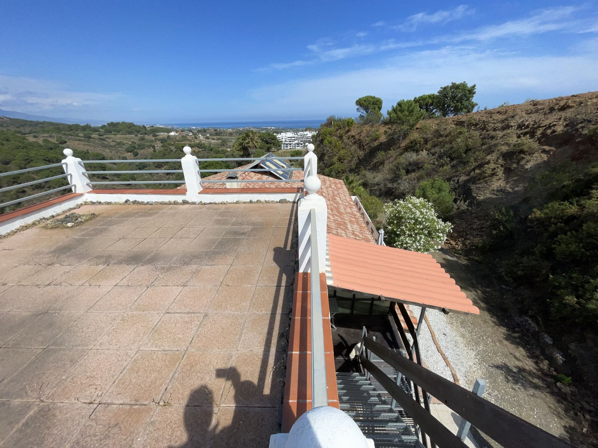 3 Bed Townhouse for sale in Estepona Costa Del Sol, Málaga, Spain