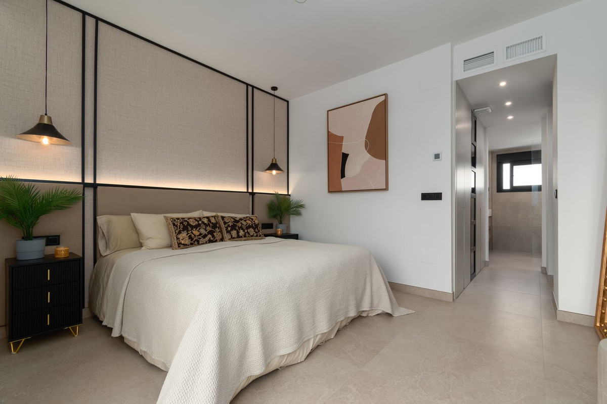 4 Bed Apartment for sale in Benalmadena Costa Del Sol, Málaga, Spain