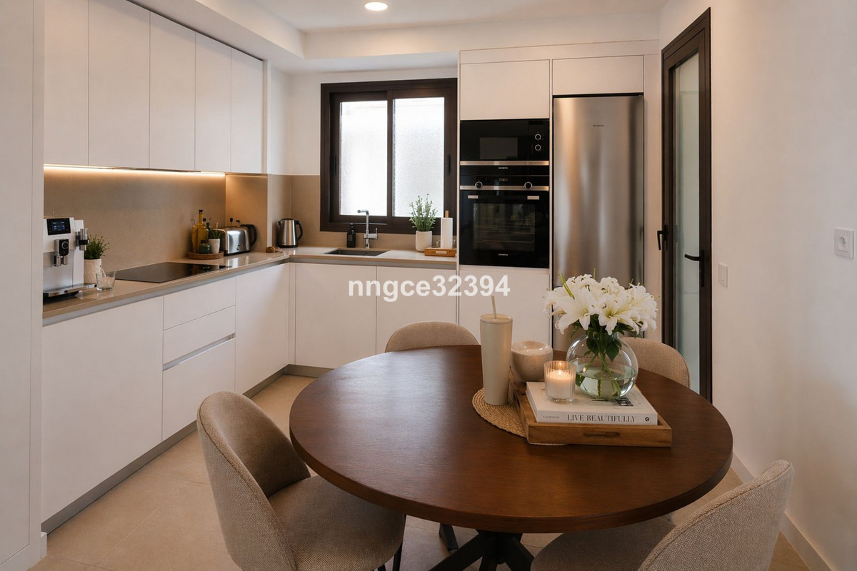 3 Bed Apartment for sale in Estepona Costa Del Sol, Málaga, Spain